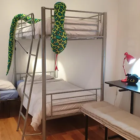 Apartamento Familiar Con Gran Patio Privado - 300M Guggenheim شقة بلباو