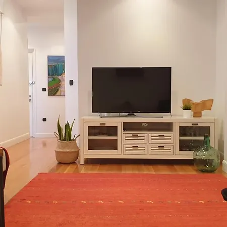 Διαμέρισμα Apartamento Familiar Con Gran Patio Privado - 300M Guggenheim Μπιλμπάο